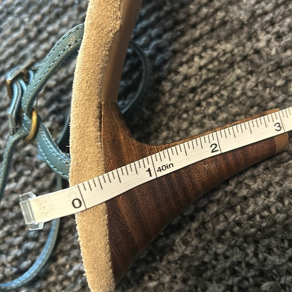 Aerosoles open toe heels - Picture 15 of 15